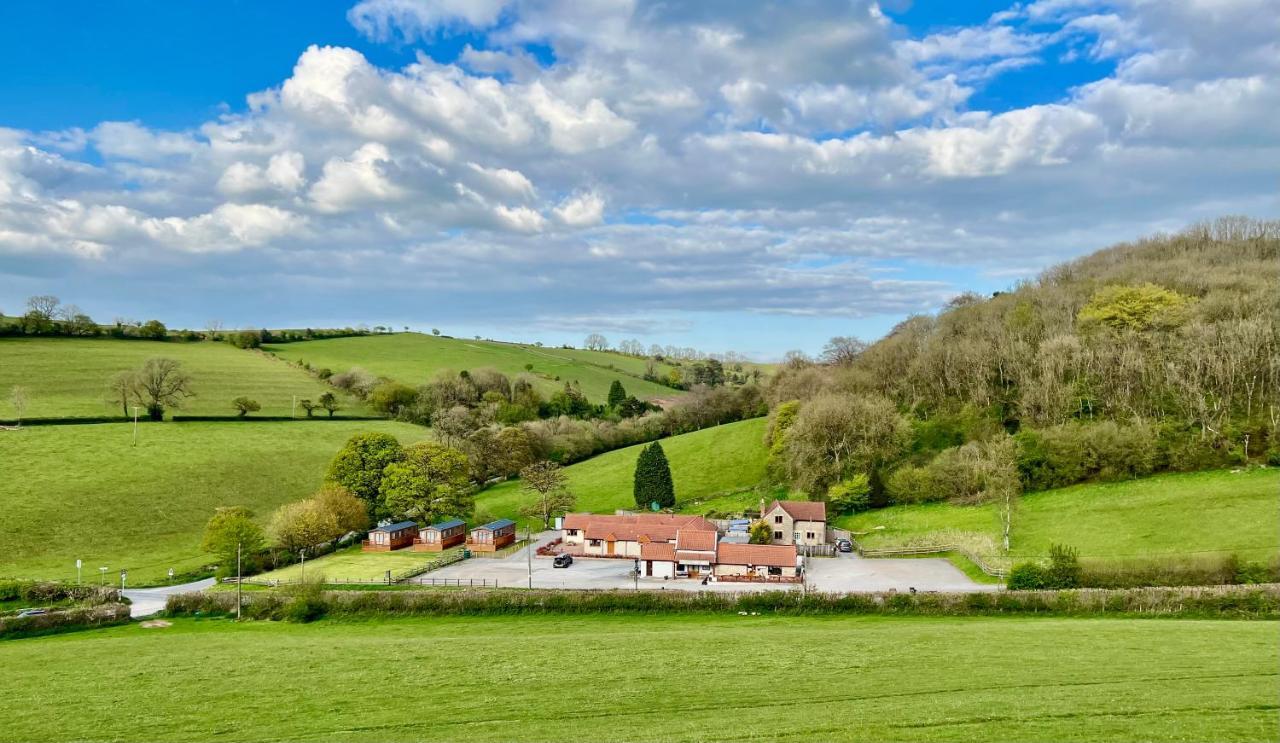 Lillypool Farm Hotell Shipham Exteriör bild