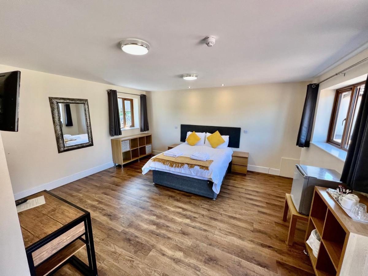 Lillypool Farm Hotell Shipham Exteriör bild